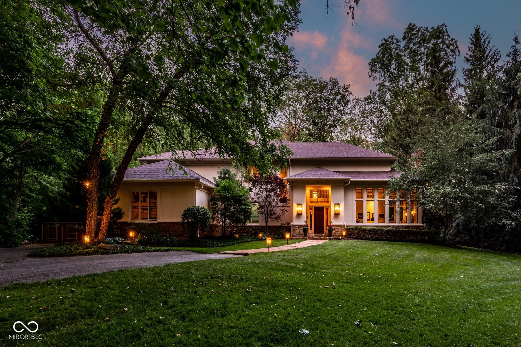 5977 S 800 E Zionsville IN 46077