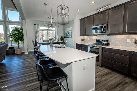 2477 Silver Rose Drive Avon IN 46123