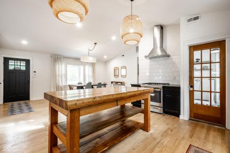 2460 E 99th Street Carmel IN 46280