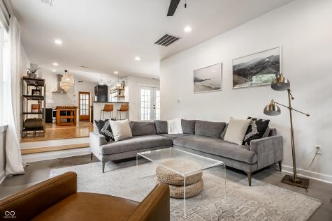 2460 E 99th Street Carmel IN 46280
