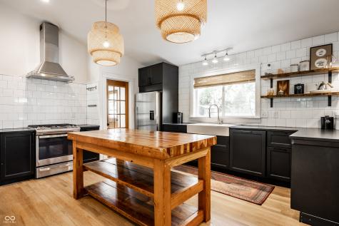 2460 E 99th Street Carmel IN 46280