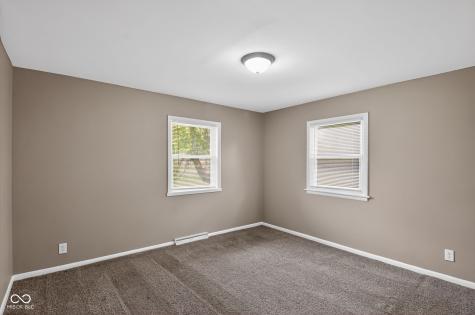 4909 E 42nd Street Indianapolis IN 46226