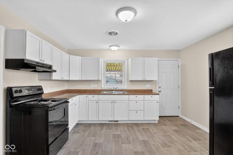 4909 E 42nd Street Indianapolis IN 46226