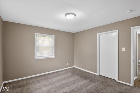 4909 E 42nd Street Indianapolis IN 46226