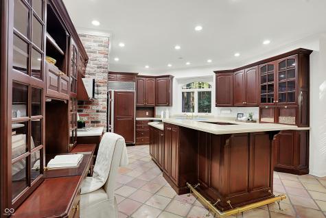 8019 Traders Hollow Lane Indianapolis IN 46278