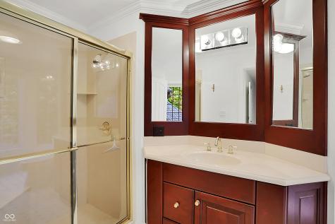 8019 Traders Hollow Lane Indianapolis IN 46278