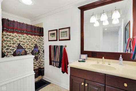 8019 Traders Hollow Lane Indianapolis IN 46278