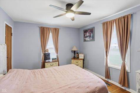 12 E North Street New Palestine IN 46163