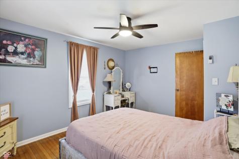 12 E North Street New Palestine IN 46163