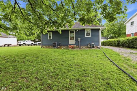 12 E North Street New Palestine IN 46163