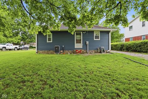 12 E North Street New Palestine IN 46163