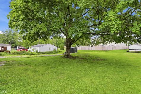 12 E North Street New Palestine IN 46163