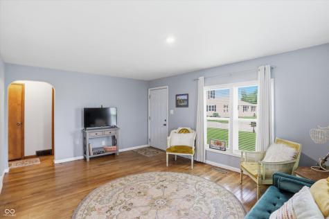 12 E North Street New Palestine IN 46163