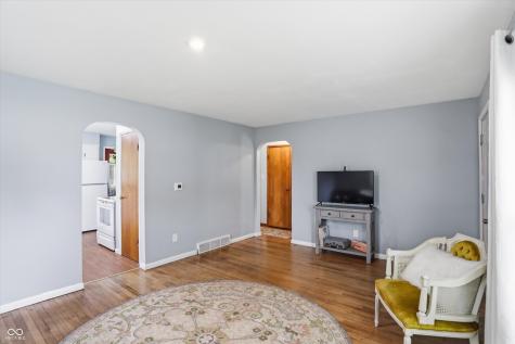 12 E North Street New Palestine IN 46163