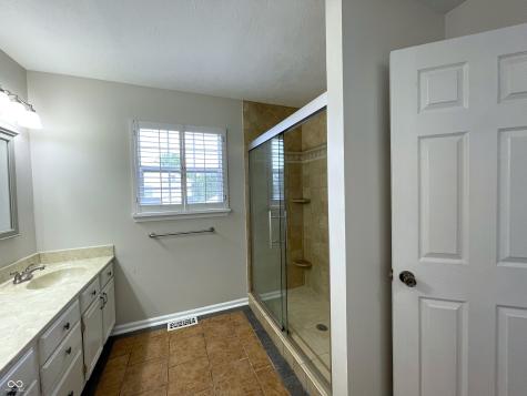 10522 Creekside Woods Drive Indianapolis IN 46239