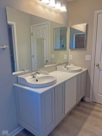 10315 Packard Drive Fishers IN 46037