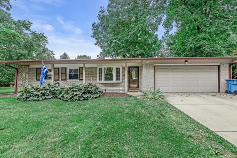 6907 Buick Drive Indianapolis IN 46214