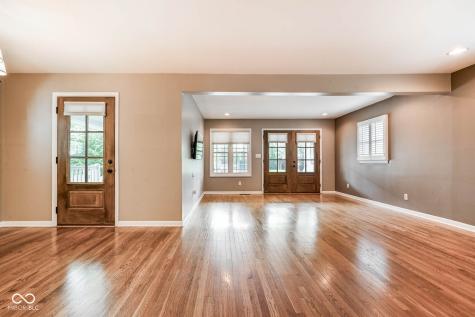 220 1st Avenue SE Carmel IN 46032