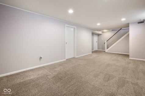 220 1st Avenue SE Carmel IN 46032
