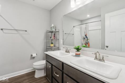6543 Eagles Nest Lane Mccordsville IN 46055