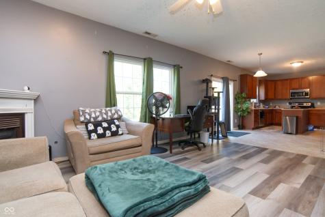5151 Sandwood Drive Indianapolis IN 46235