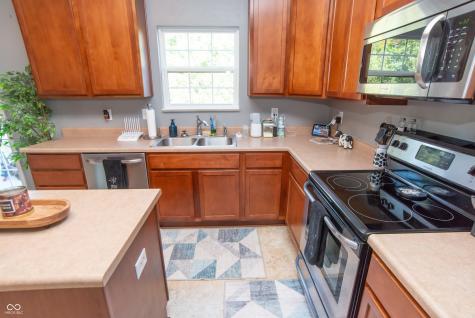 5151 Sandwood Drive Indianapolis IN 46235
