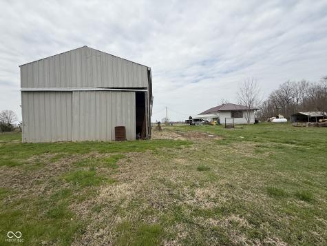 10074 N 400 W Carthage IN 46115