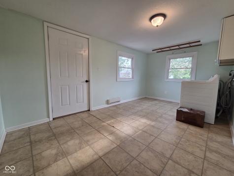 615 W Oak Street Seymour IN 47274