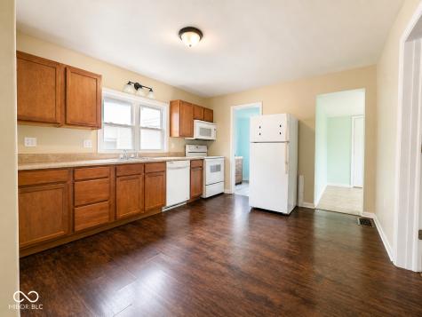 615 W Oak Street Seymour IN 47274