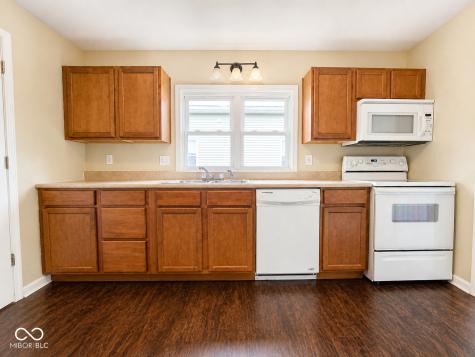 615 W Oak Street Seymour IN 47274