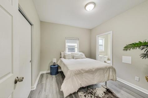 2820 Indianapolis Avenue Indianapolis IN 46208