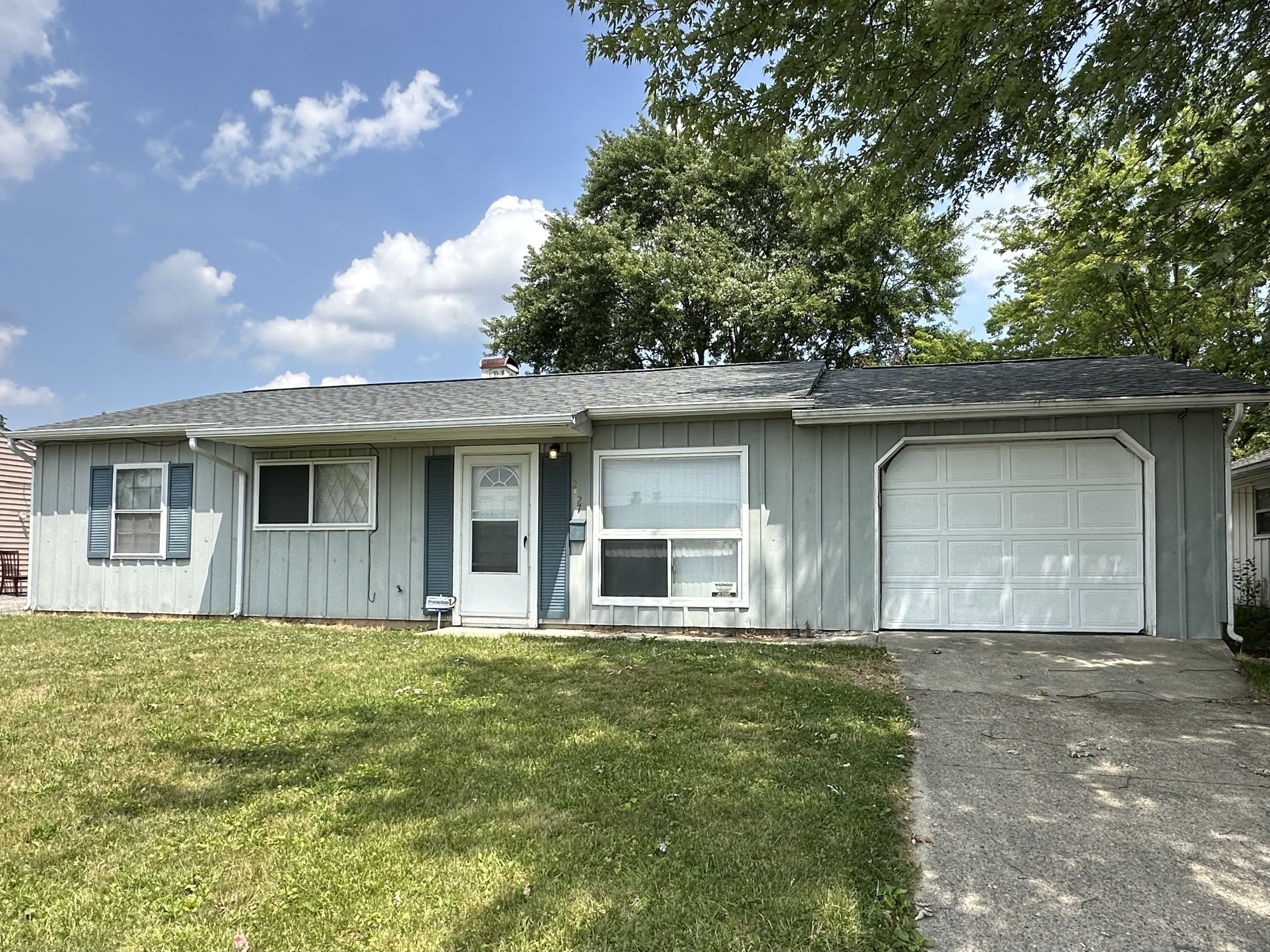 2827 N Routiers Avenue Indianapolis IN 46219