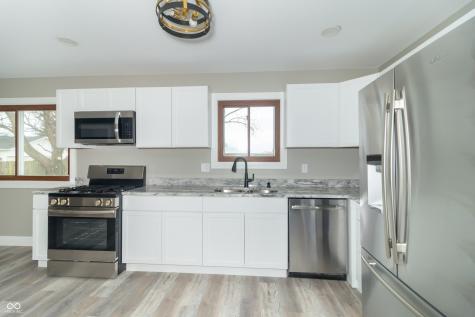 1554 W 1000 N Fortville IN 46040