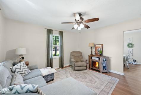 305 N East Street Plainfield IN 46168