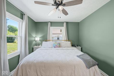 305 N East Street Plainfield IN 46168