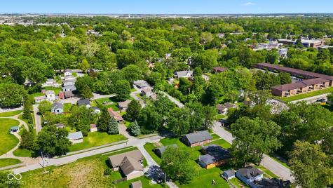 305 N East Street Plainfield IN 46168