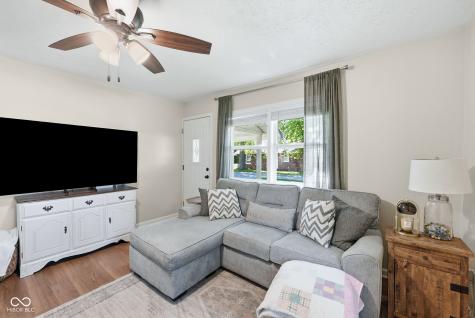 305 N East Street Plainfield IN 46168
