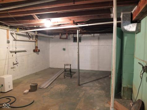 501 S Grace Avenue Crawfordsville IN 47933