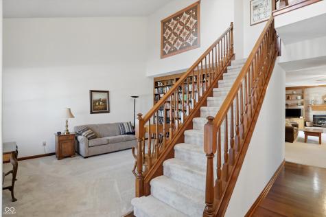 370 Shades Court Carmel IN 46032