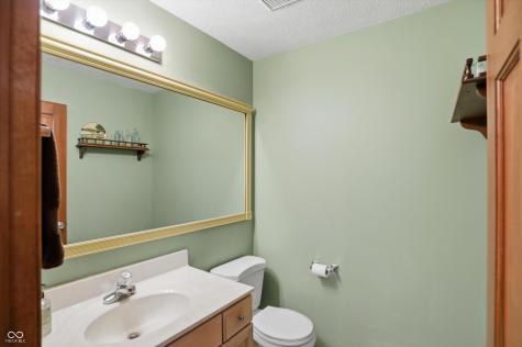 370 Shades Court Carmel IN 46032