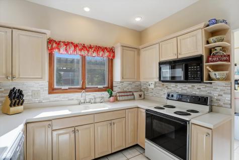 370 Shades Court Carmel IN 46032