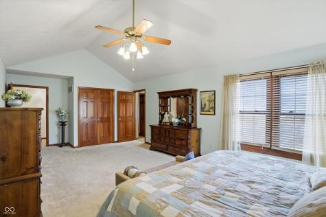 370 Shades Court Carmel IN 46032