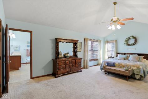 370 Shades Court Carmel IN 46032