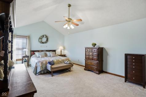 370 Shades Court Carmel IN 46032