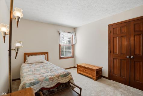 370 Shades Court Carmel IN 46032
