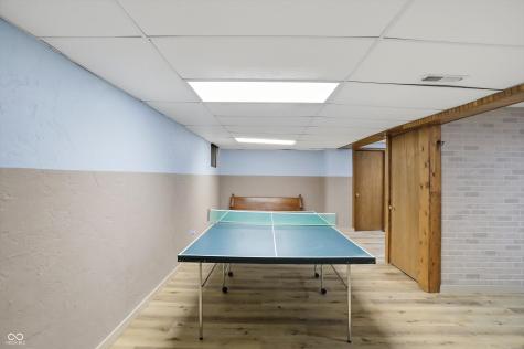 370 Shades Court Carmel IN 46032