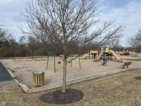 370 Shades Court Carmel IN 46032