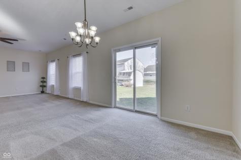 8121 Whitview Drive Indianapolis IN 46237