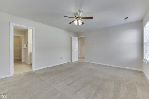 8121 Whitview Drive Indianapolis IN 46237