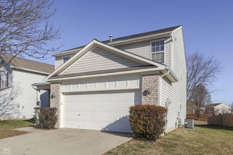8121 Whitview Drive Indianapolis IN 46237